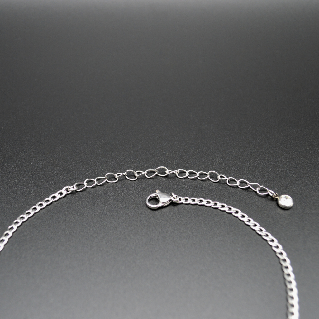 Swirly Choker